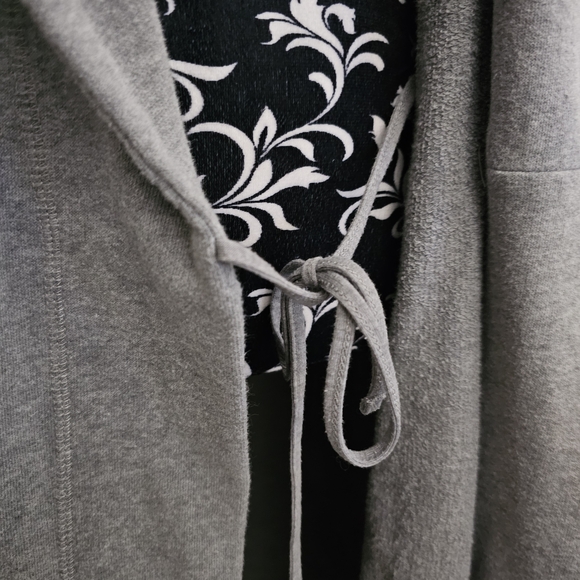 Goodfellow & Co Gray Robe - Picture 5 of 10